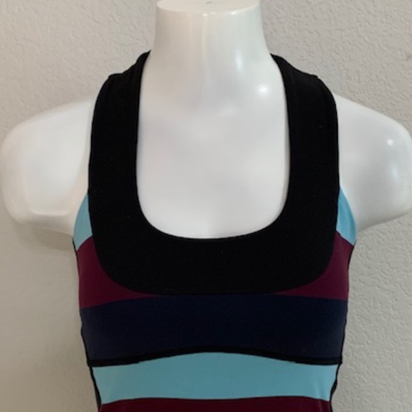 Lululemon Scoop Neck Racer Workout Tank - Picture 3 of 6